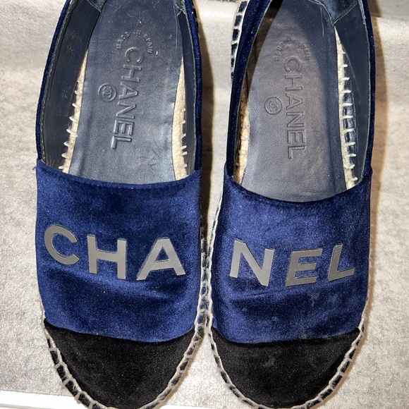 Chanel Velvet Navy Blue Black espedrilles - Picture 2 of 5